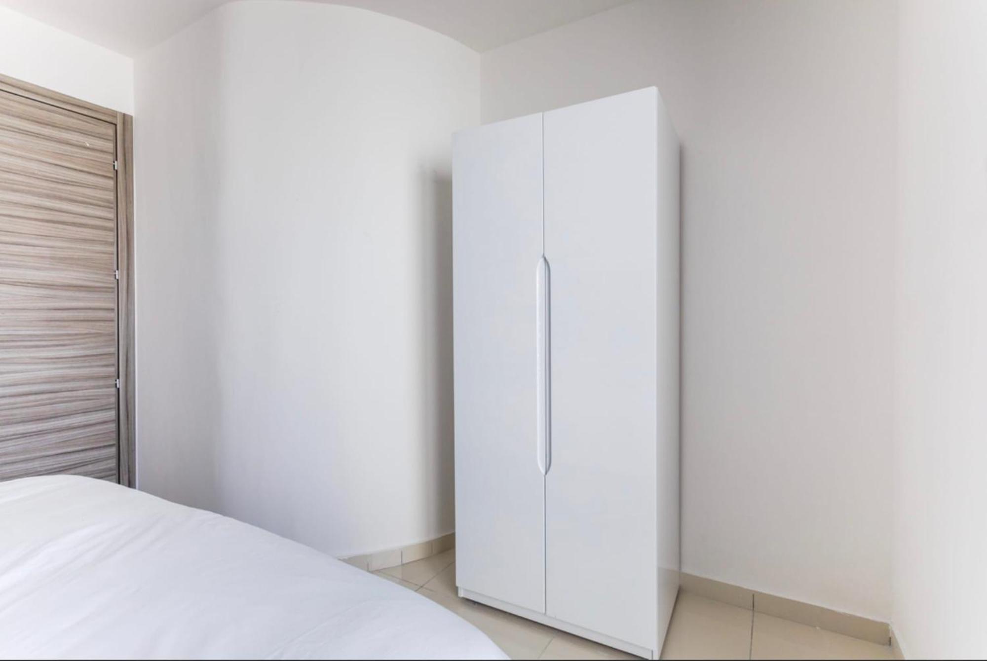 Saint Julian - Lovely Apartment With Terrace - Cityapartmentstay سانت جوليان المظهر الخارجي الصورة
